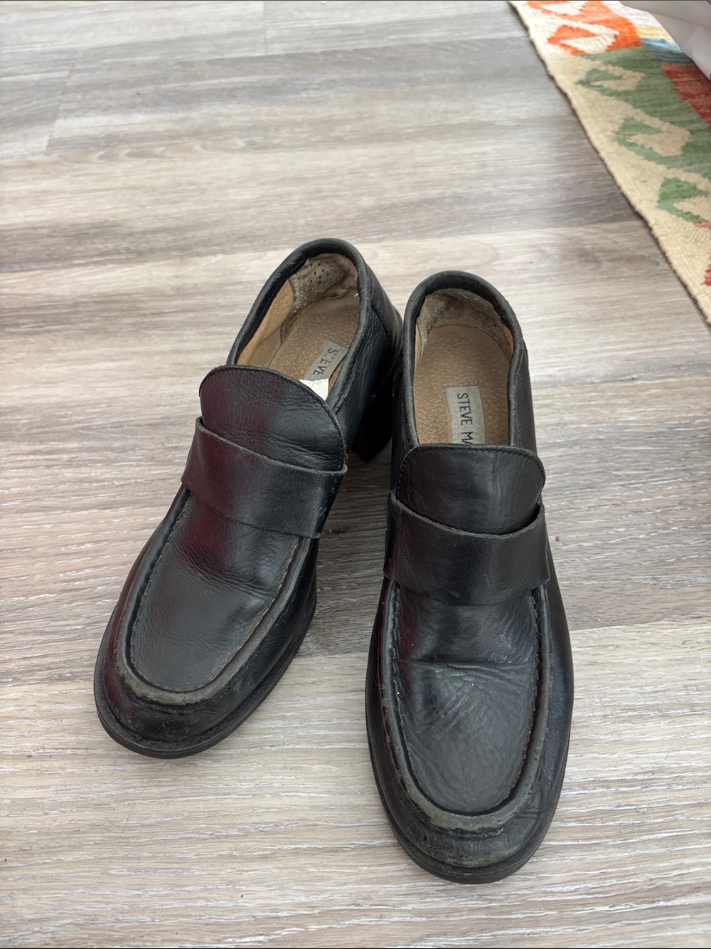 Vintage Steve Madden 90s Black Leather Slip-On Heeled Penny Loafers Sz 7.5